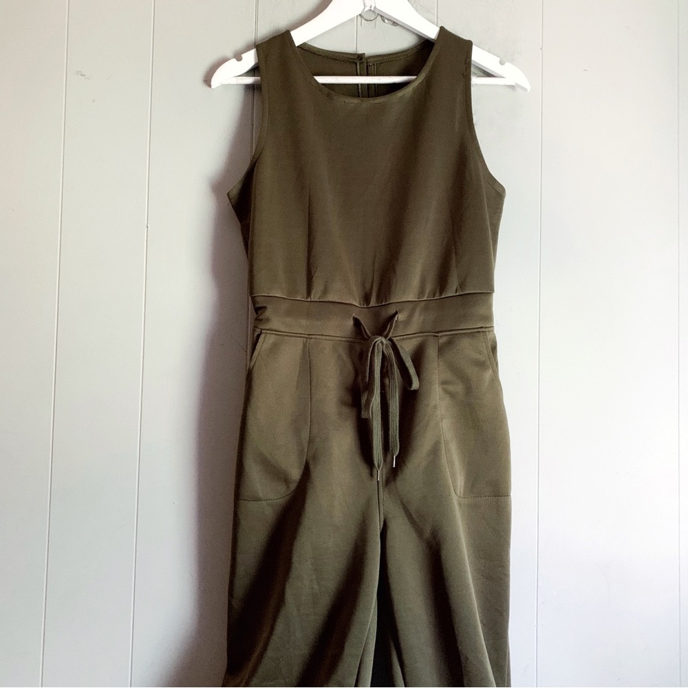 OLIVE GREEN Polyester Sporty Sleeveless Jumpsuit L